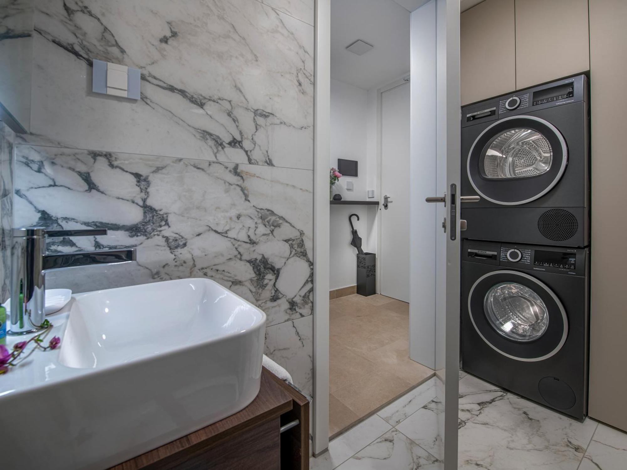 Apartment Dalmatinka Marble Residence, Serviced By City Ljubljana