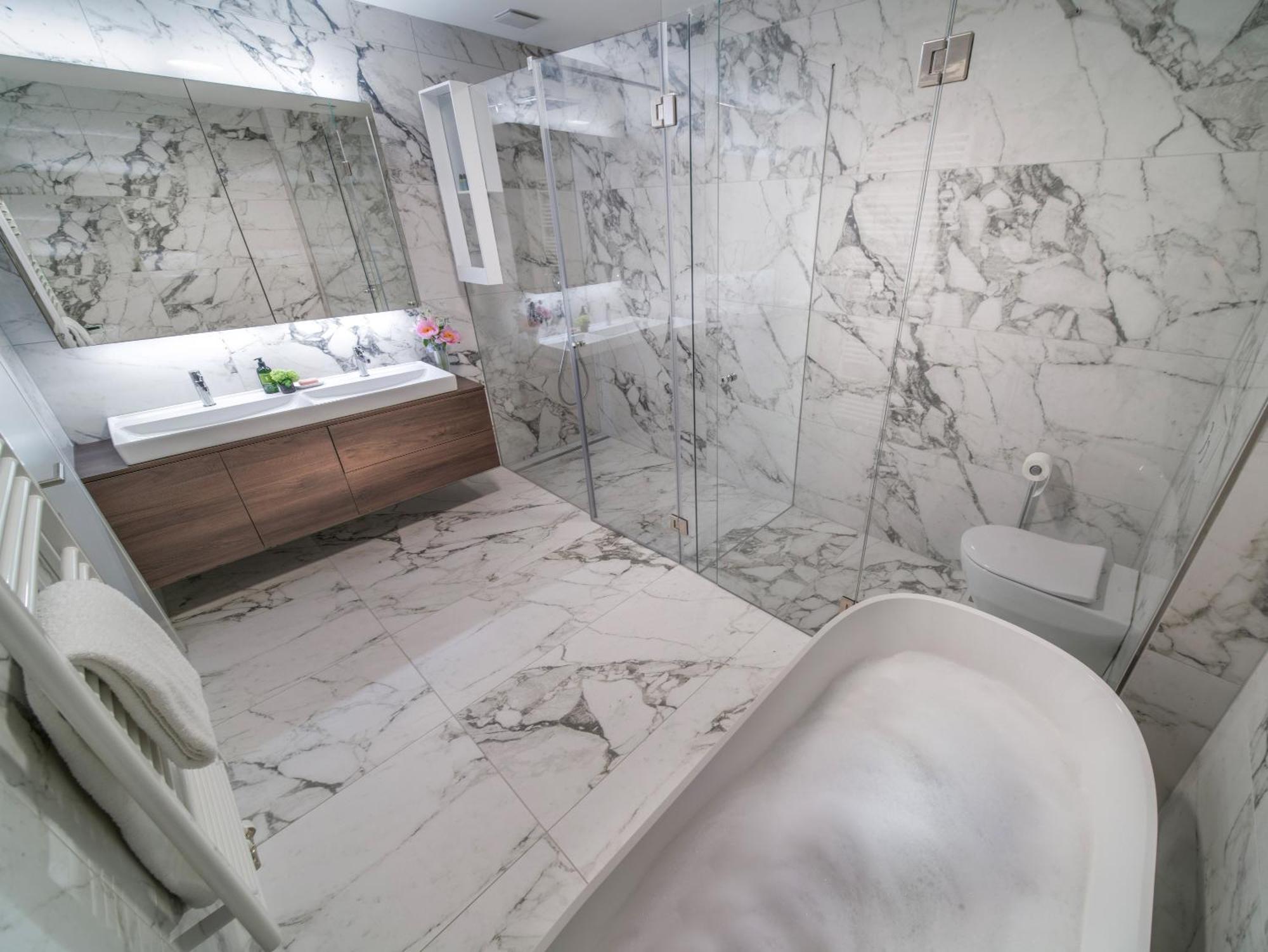 Apartment Dalmatinka Marble Residence, Serviced By City